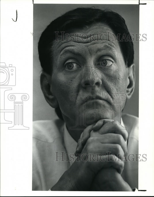 1990 Press Photo Tom Andrzejewski-Plain Dealer reporter - cvb30087 - Historic Images