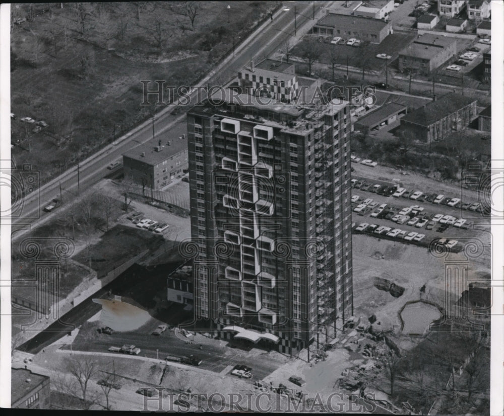 1964 Press Photo Apartments, Crystal Tower, Terrace Rd. at Noble - cvb30237 - Historic Images