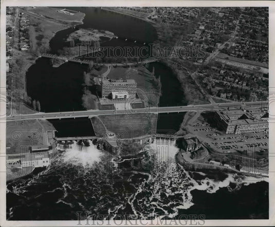 1965 City Hall, night Canadian National Research Council headquarter-Historic Images