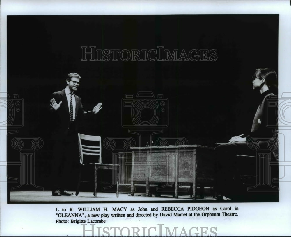 1992 Press Photo William H. Macy and Rebecca Pidgeon in David Mamet&#39;s &quot;OLEANNA&quot; - Historic Images