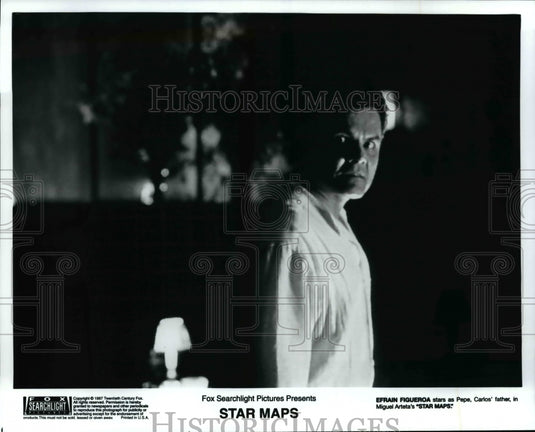 1997 Press Photo Efrain Figueroa stars as Pepe in Miguel Arteta's "STAR MAPS" - Historic Images