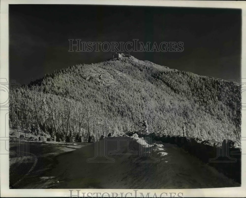 1939, Snow and ice-covered slopes of Whiteface Mountain - cvb30646 - Historic Images