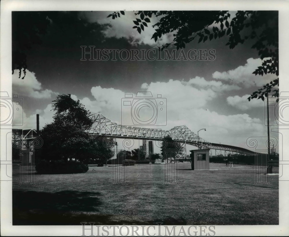 1969 Press Photo - cvb30664 - Historic Images