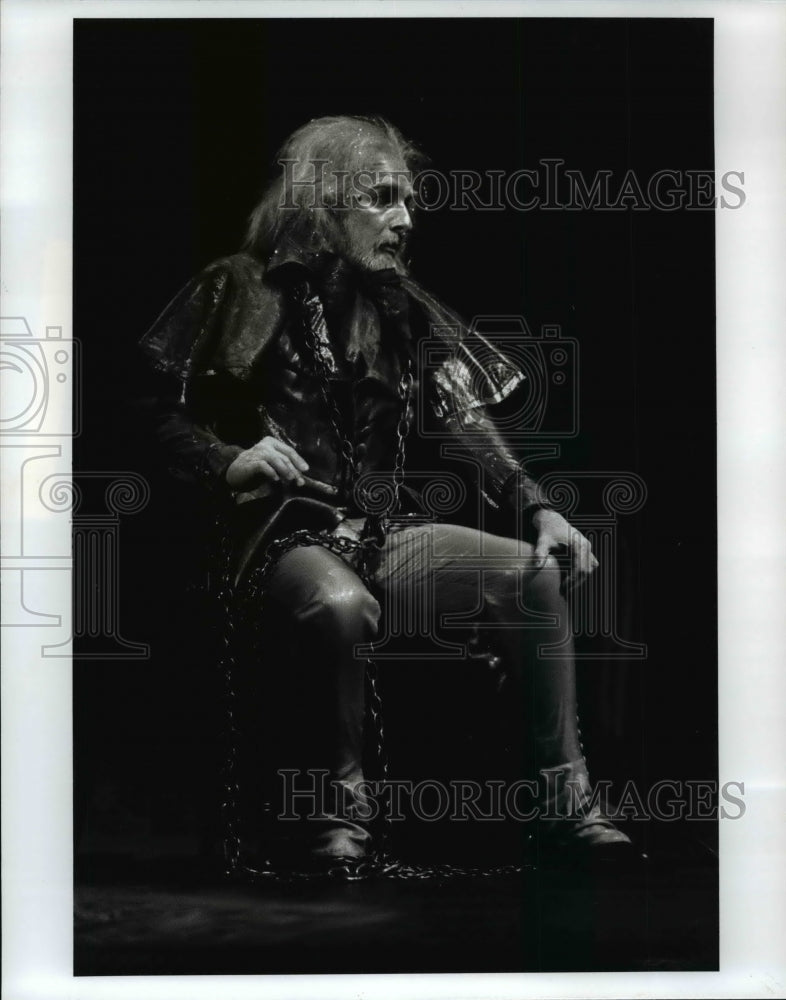 1991 Press Photo Features in the Great Lakes Theater Festival - cvb30985 - Historic Images