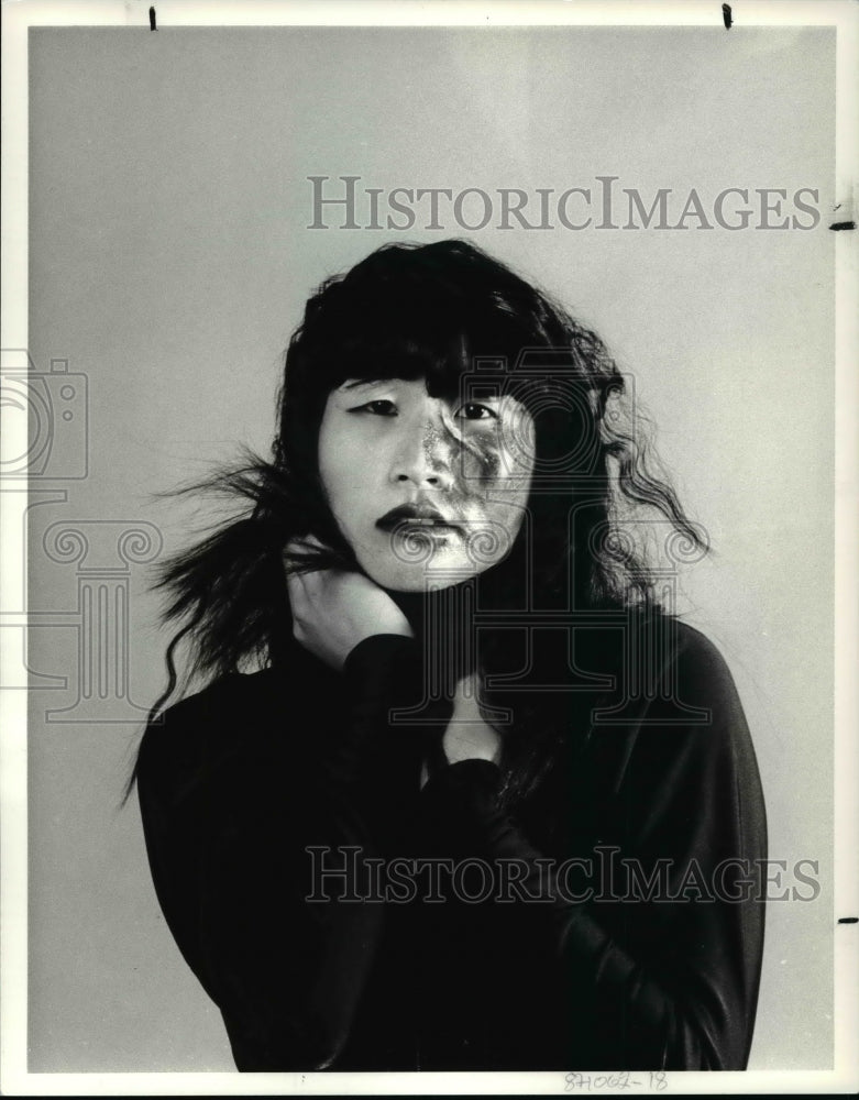 1988 Press Photo Mary Lee-Aranas in Harald Mueller&#39;s &quot;Deathraft&quot; - cvb31027 - Historic Images