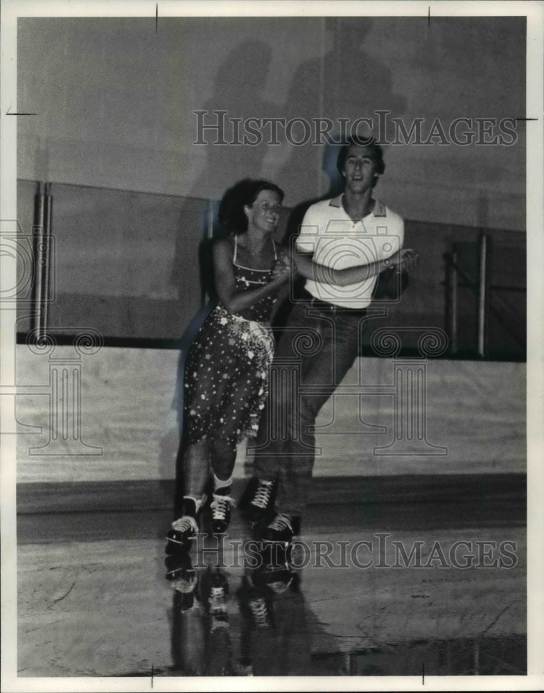 1982 Press Photo Ice Skating - cvb31144 - Historic Images