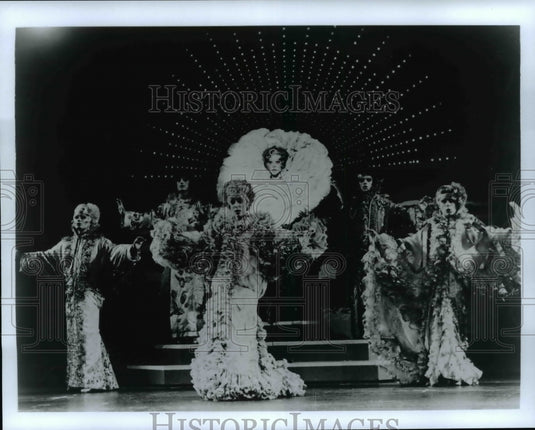 1988 Press Photo The Notorious Cagelles in a scene from "La Cage Aux Folles" - Historic Images