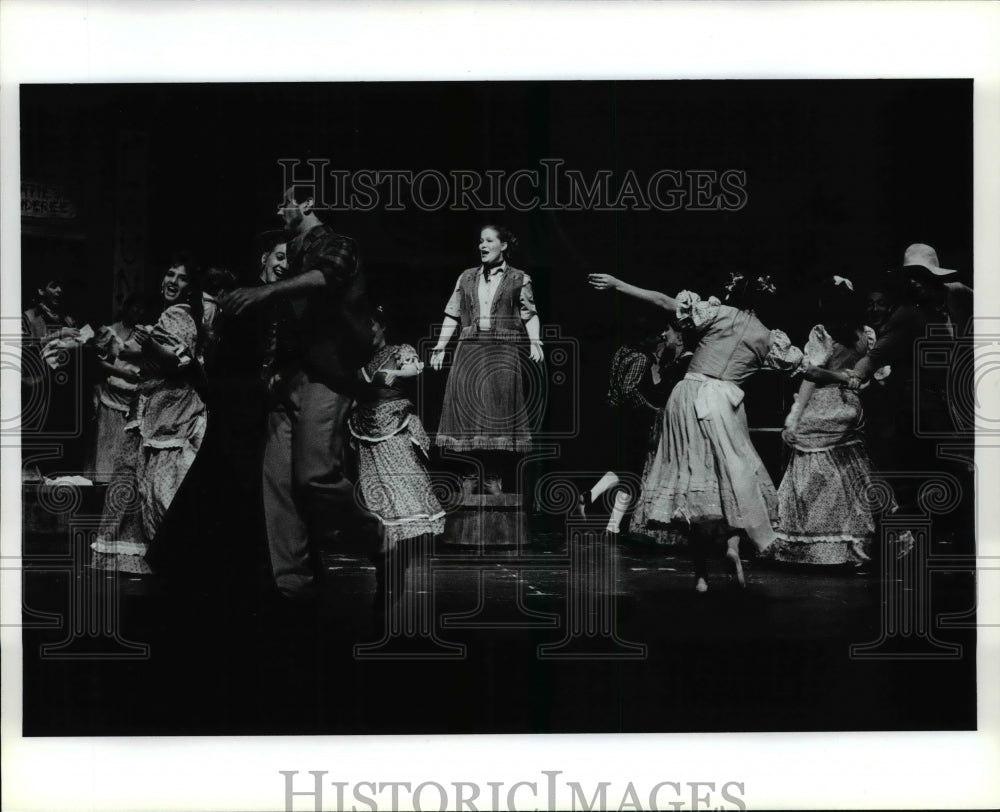 1994 Press Photo Emily Martin as Katie star in Robert Ward&#39;s &quot;Lady Kate&quot; - Historic Images