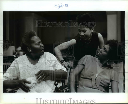 1993 Press Photo The stars of Cheryl L. West's "JAR THE FLOOR" - cvb31221 - Historic Images