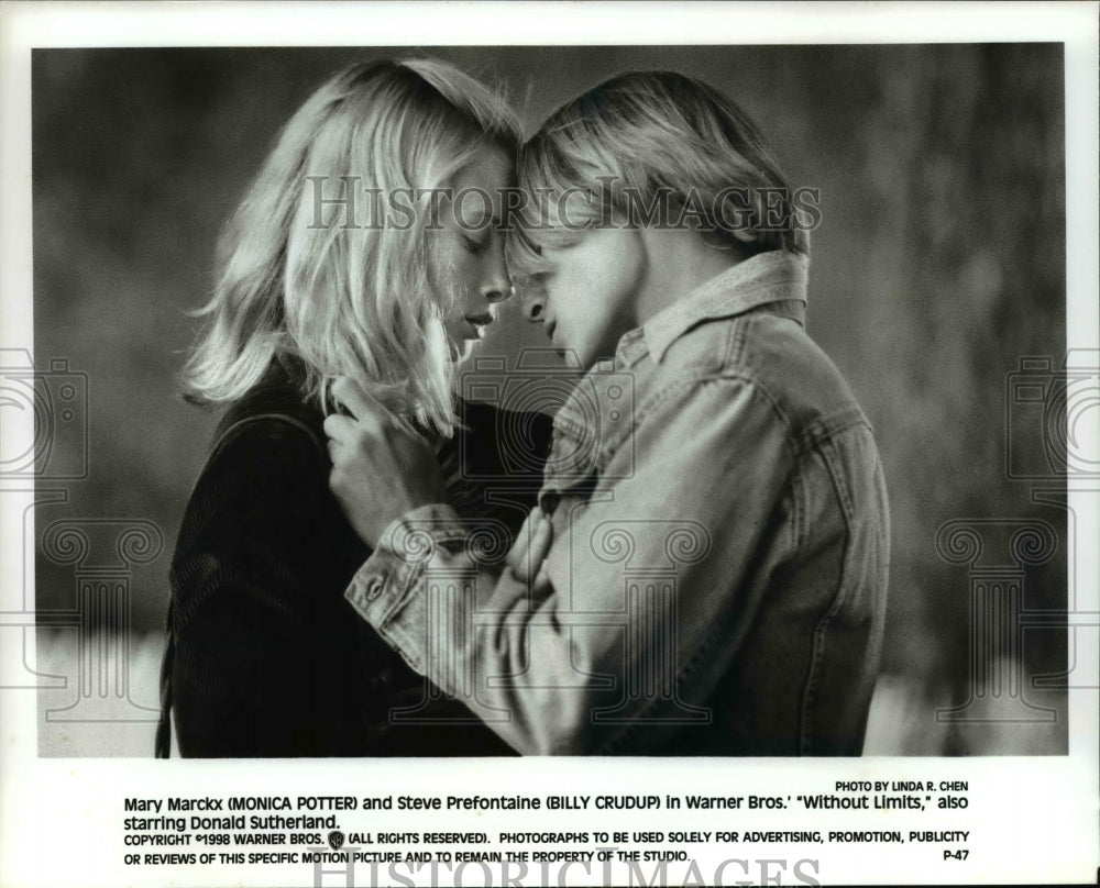 1998 Press Photo: Monica Potter & Billy Crudup in "Without Limits" - cvb31251 - Historic Images