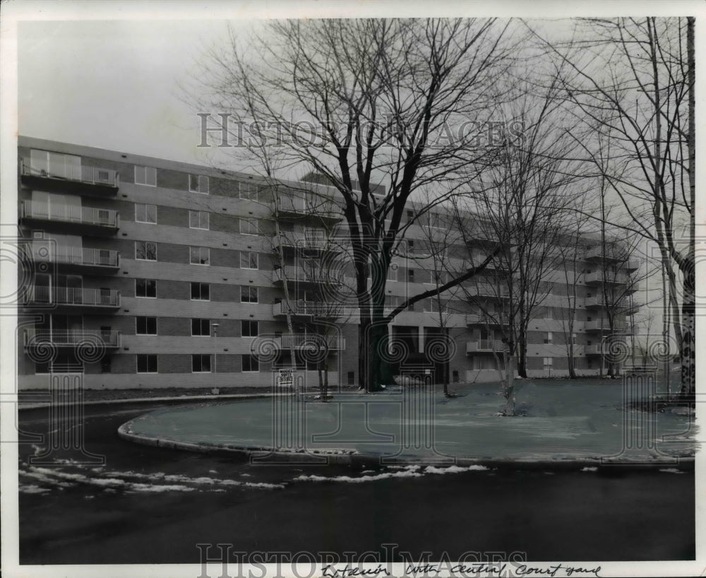 1972 Sherri Park Lyndhurst Apartments-Historic Images