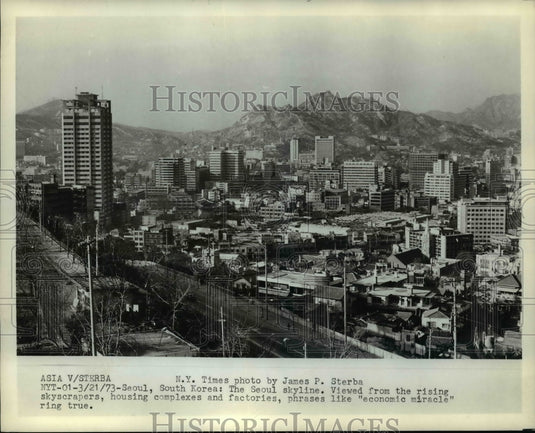 1973 Press Photo The Seoul skyline in Seoul, South Korea - cvb31654 - Historic Images