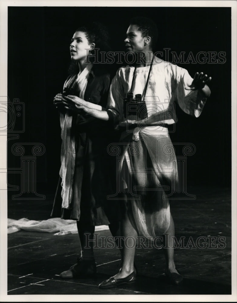 Press Photo Toni Ann Johnson &amp; Tonia Rowe in Say Zabra - cvb31753 - Historic Images