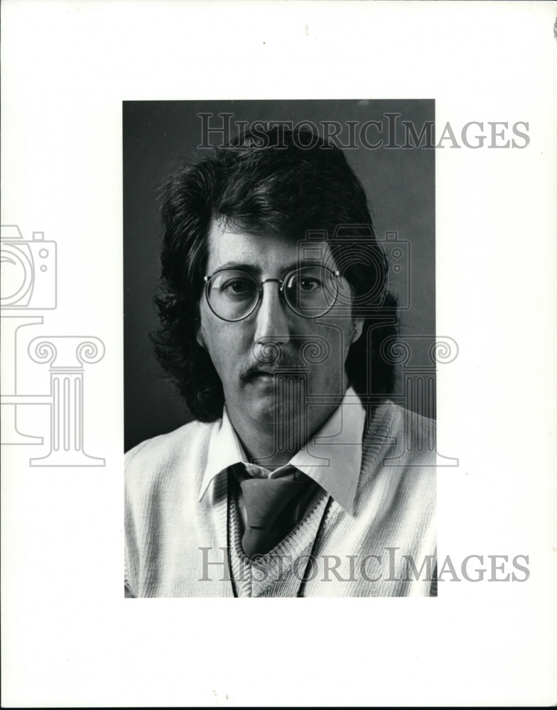 1990, Chuck Yarborough, New Copy Editor/Regional for Plain Dealer - Historic Images