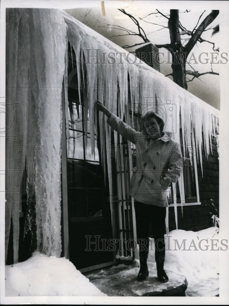 1960 Mrs Frederick Weizman shows giant icicles in her home-Historic Images