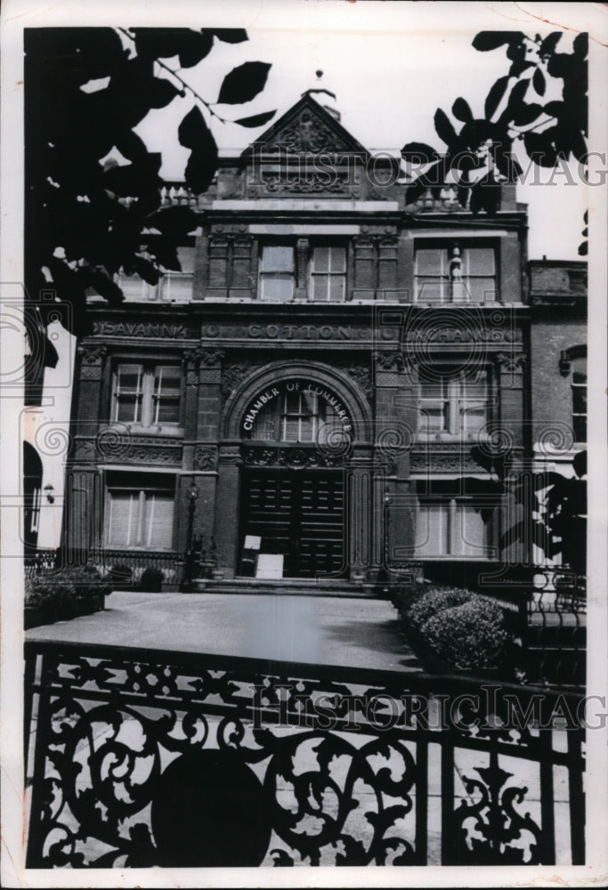 1971 Press Photo Chamber of Commerce in Cotton Exchange Bldg. - cvb32216 - Historic Images