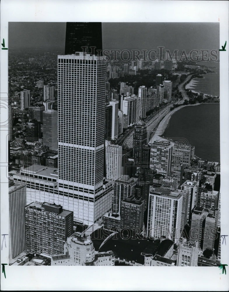 Press Photo Water Tower Place Chicago, Illinots - cvb32217-Historic Images