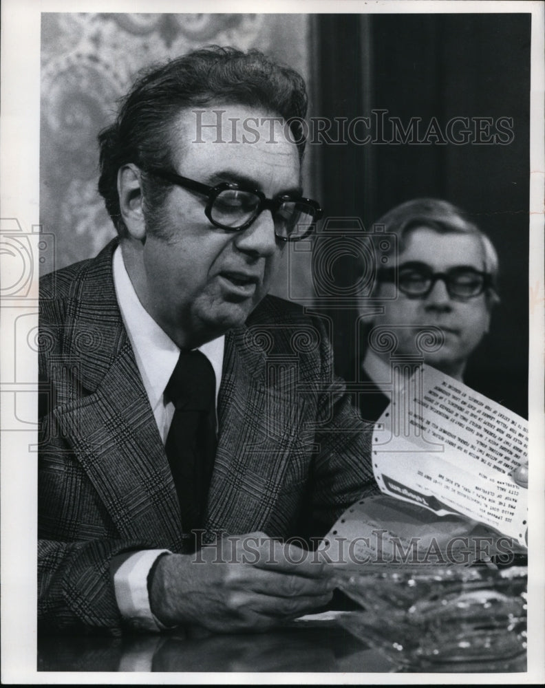 1973, Mayor Ralph Perk and Herbert Whiting - cvb32428 - Historic Images