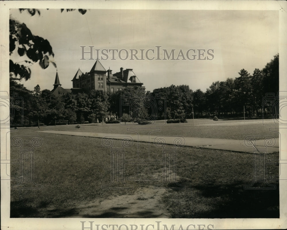 1965 Press Photo Villa Angela Academy, 17001 Lake Shore Blvd. N.E. - cvb32701 - Historic Images