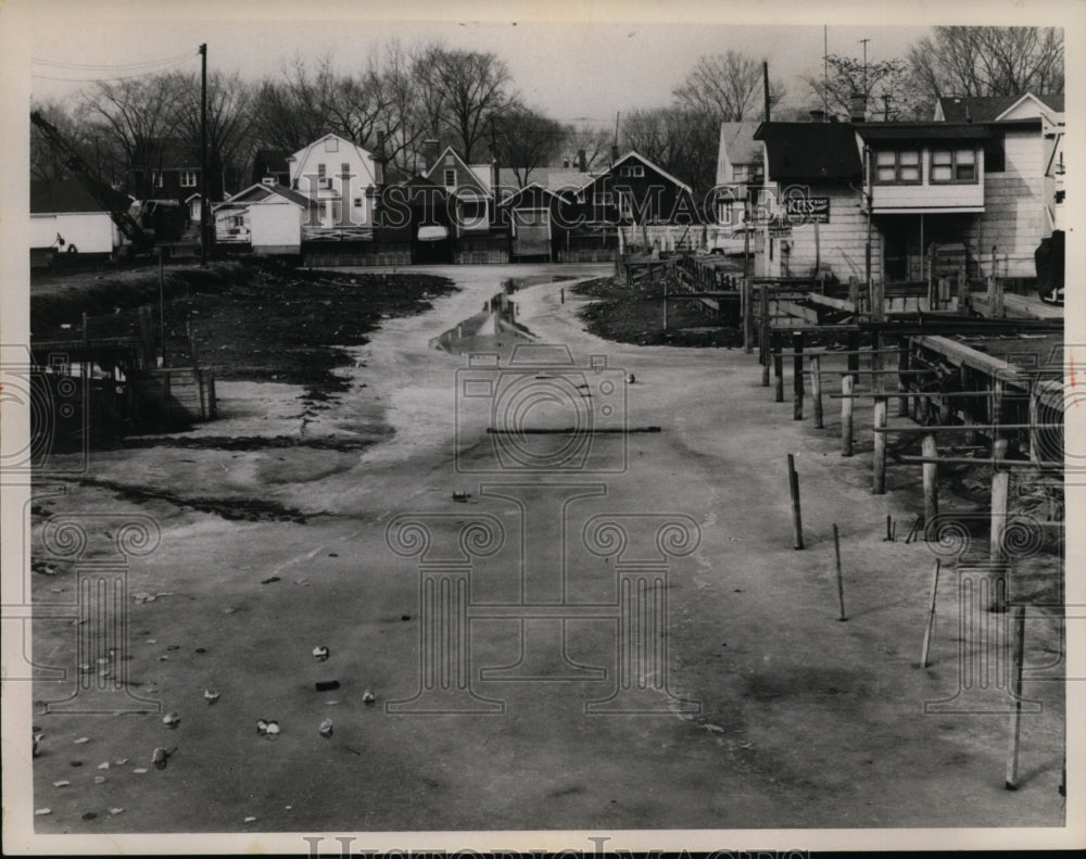 1965 Left high and dry by the drought in the Great Lakes area-Historic Images