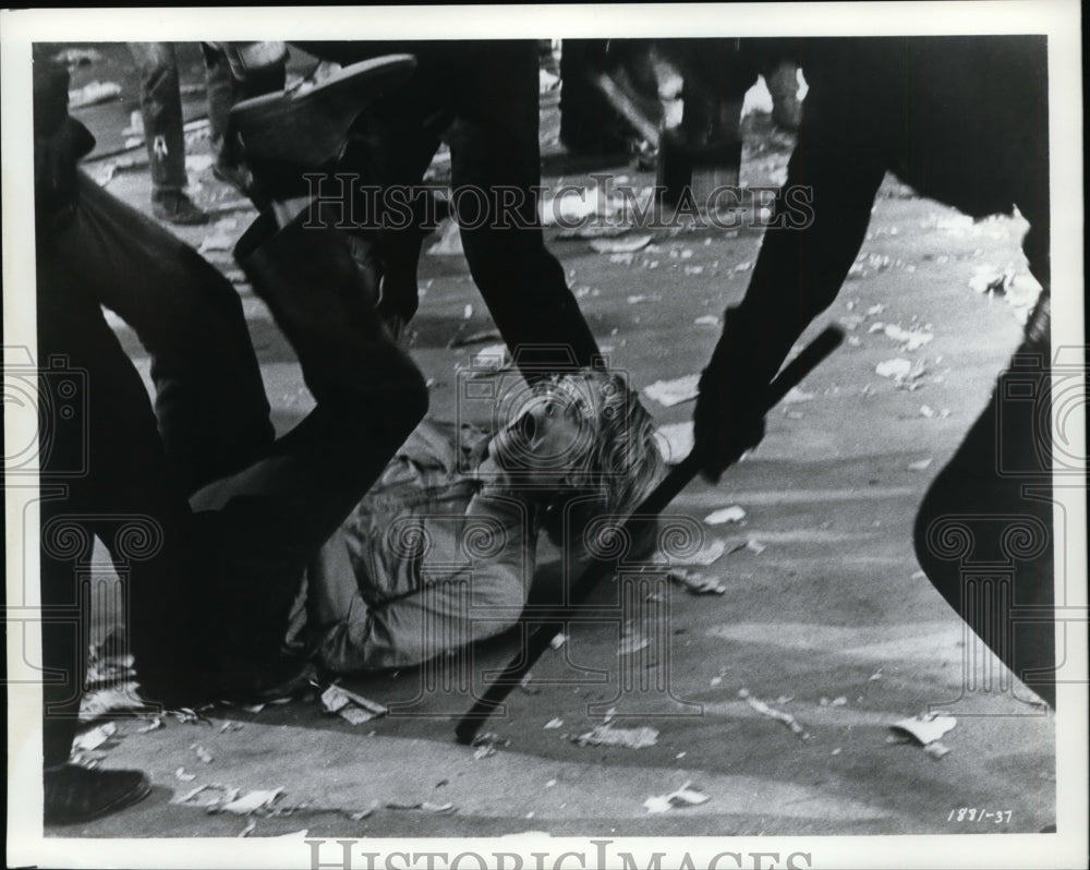 1971,Shanwty Station - Riots and demonstrations - cvb32776 - Historic Images