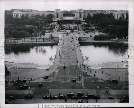 1951, The Pont D'Lena, will host the UN General Assembly - cvb32782 - Historic Images