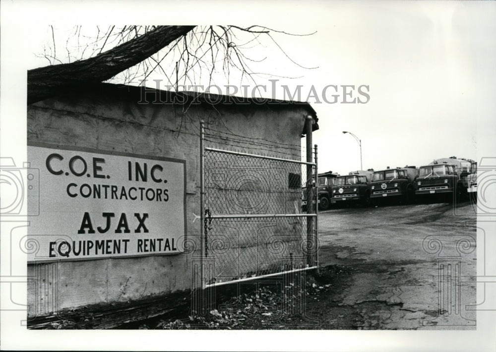 1984 Press Photo COE Contractors / Ajax Rental 811 Harvard Avenue - cvb32947 - Historic Images