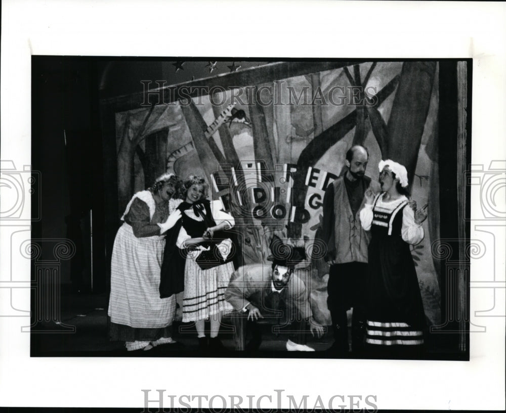 1991 Press Photo Li&#39;l Red, Plays - cvb33032 - Historic Images