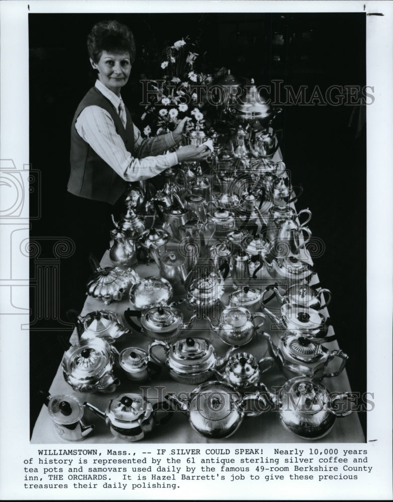 1989 Press Photo 61 antique sterling silver coffee and tea pots and samovars - Historic Images