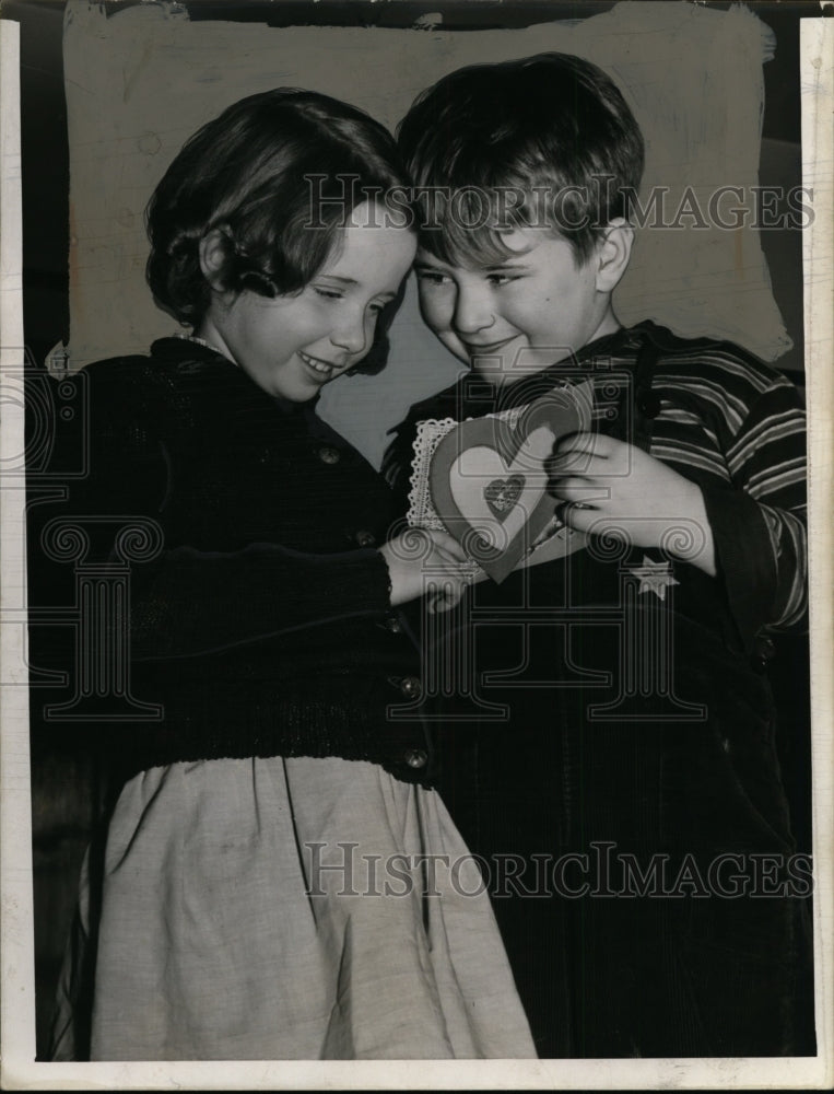 1970 Diana Cragg Receives a Valentine Card from Glenn Drelishak-Historic Images