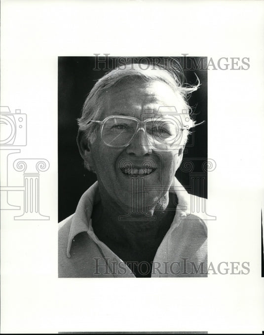 1985 Press Photo Bud Slessinger who will play tennis Maccabiah Games in Israel - Historic Images