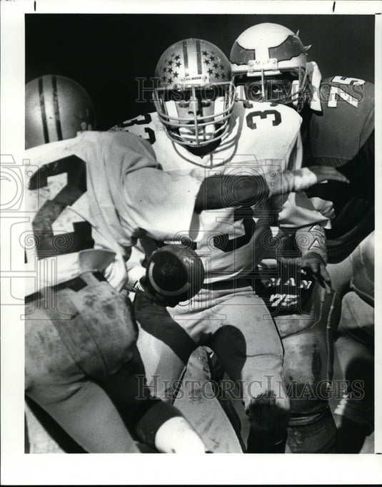 1987 Press Photo Gilmore QB Tom Pfundstein, Mark Ortega, Mel Jones - cvb33573- Historic Images