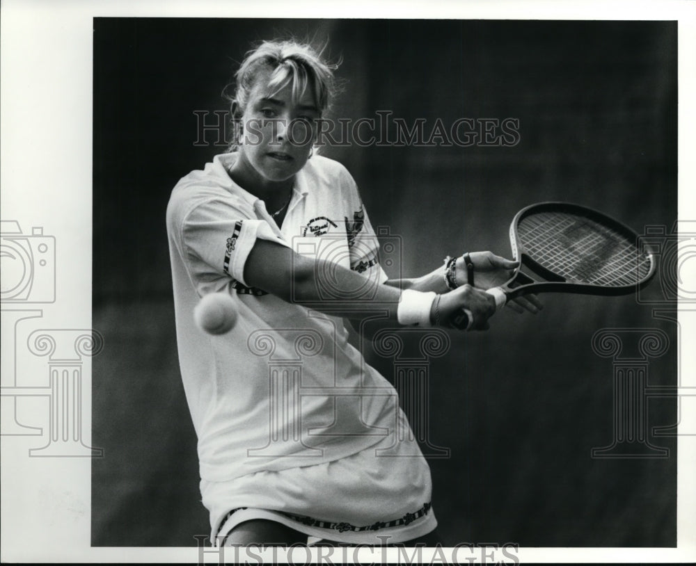 1989 Press Photo Lisa Raymond of Wayne Pennsylvania won her match - cvb34011 - Historic Images