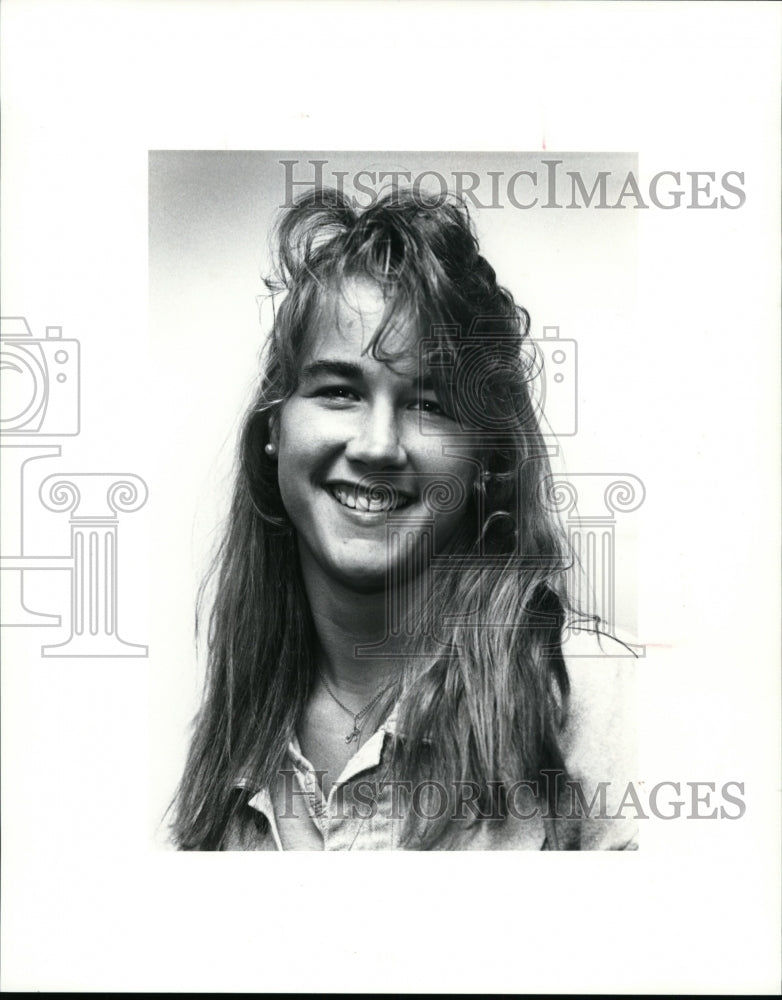 1991 Press Photo Amy Wheeland-Wadsworth High track - cvb34148 - Historic Images