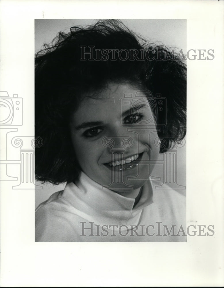 1990 Press Photo Monica McHenry, Track - cvb34227 - Historic Images