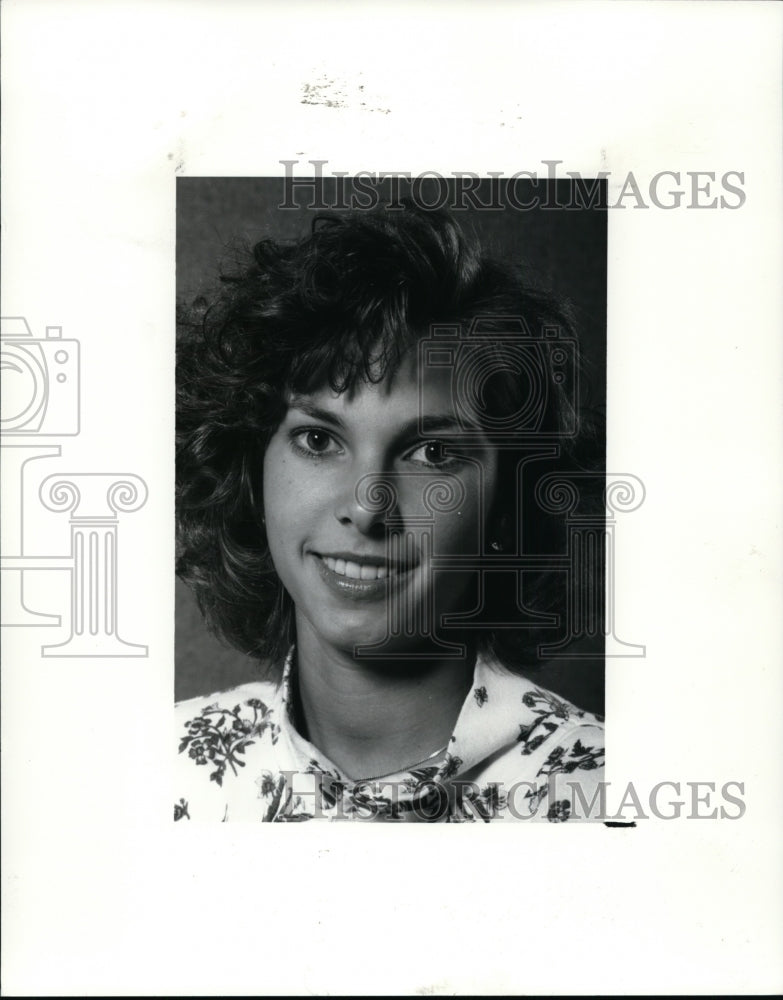 1990 Press Photo Wendy Weiss, West Gequga High Track - cvb34229 - Historic Images