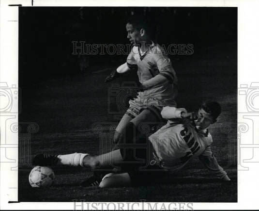 Press Photo Copley's Mike Smith and Canfield's James Snyder-soccer game - Historic Images