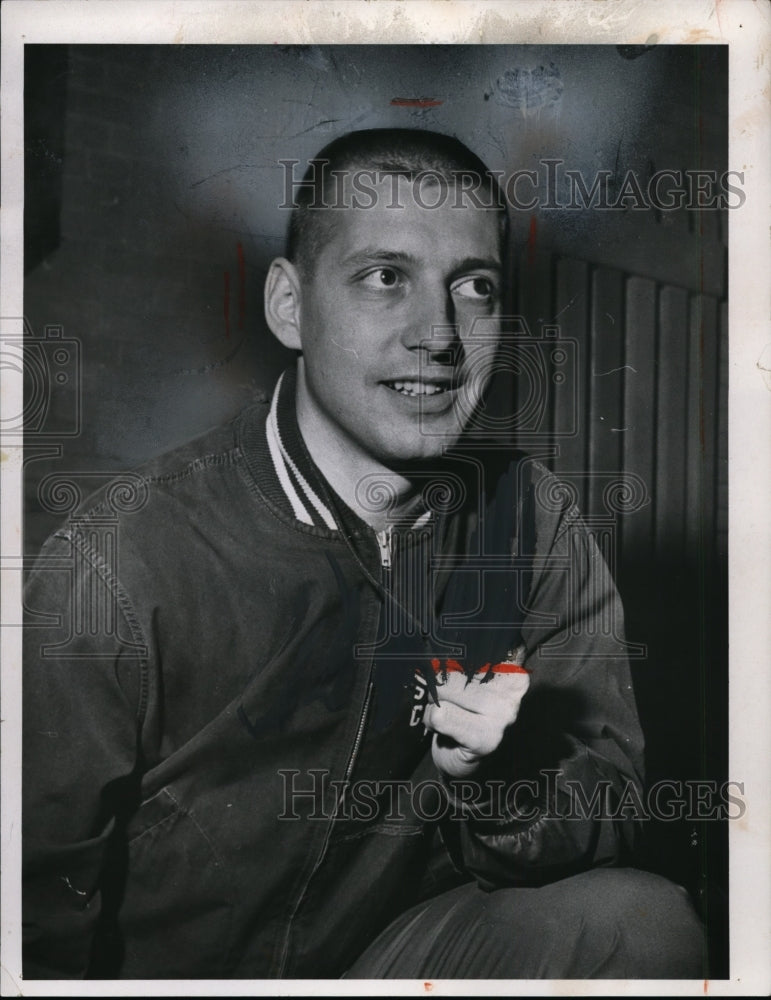 1965 Press Photo Joe Ungvary, the versatile basketball coach of John Adams High - Historic Images