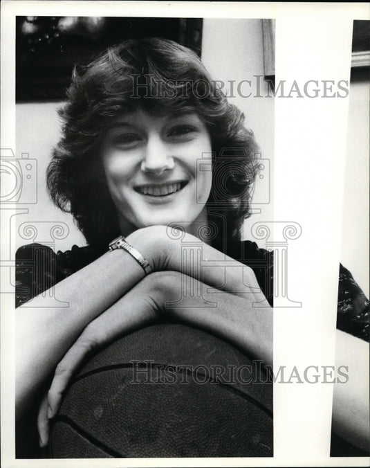 Press Photo: Mary Sivak - Ohio State University Women's Basketball - cvb34831- Historic Images