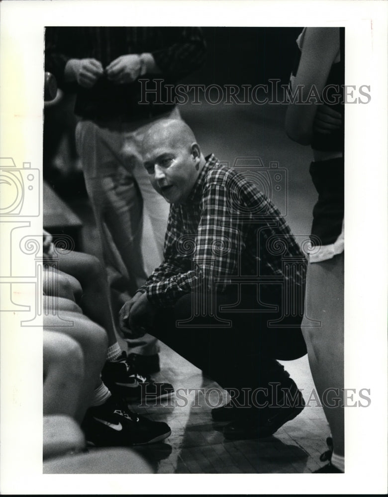 1991 Press Photo: Southeast girls basketball coach - Bob Fredrick - cvb34843 - Historic Images