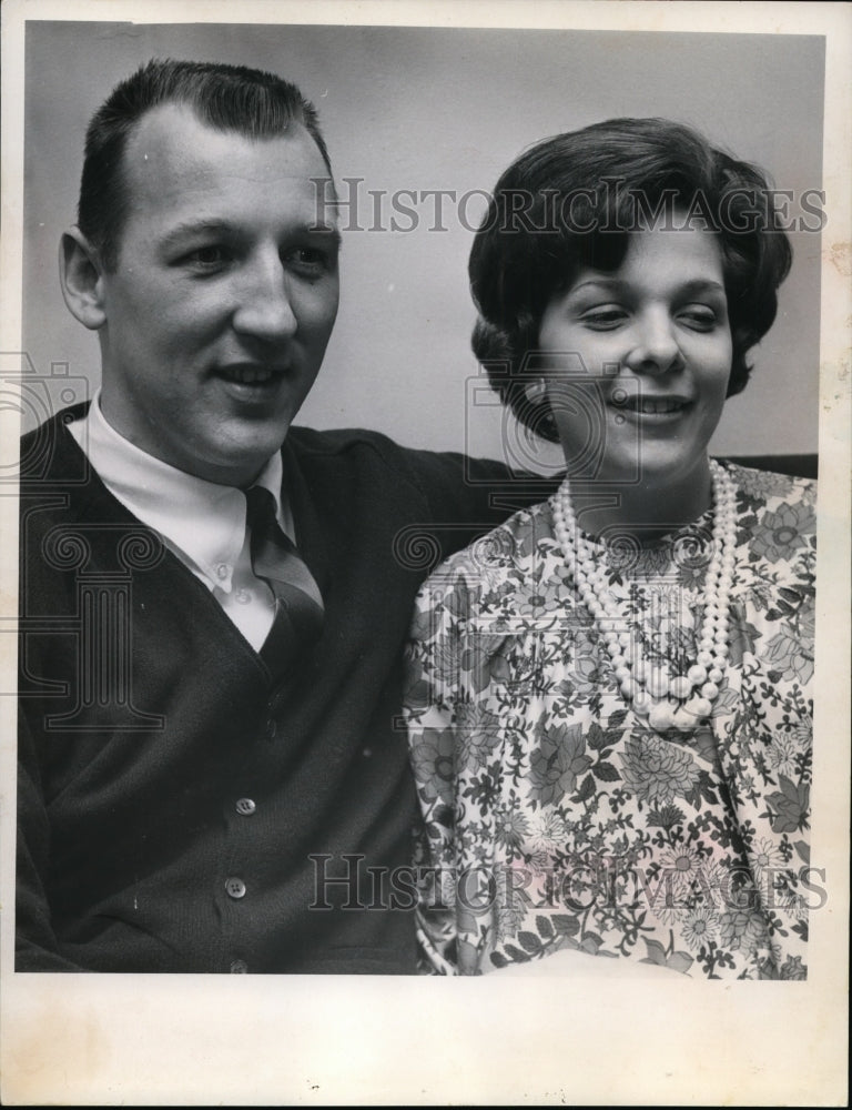 1967 Coach of the week, Coach Norm Baracz &amp; Wife-Historic Images