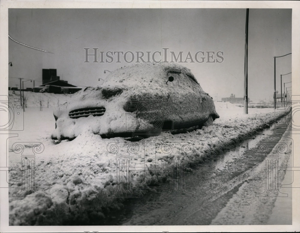 1951, Ice bound car on West bound Shoreway Drive - cvb35055 - Historic Images