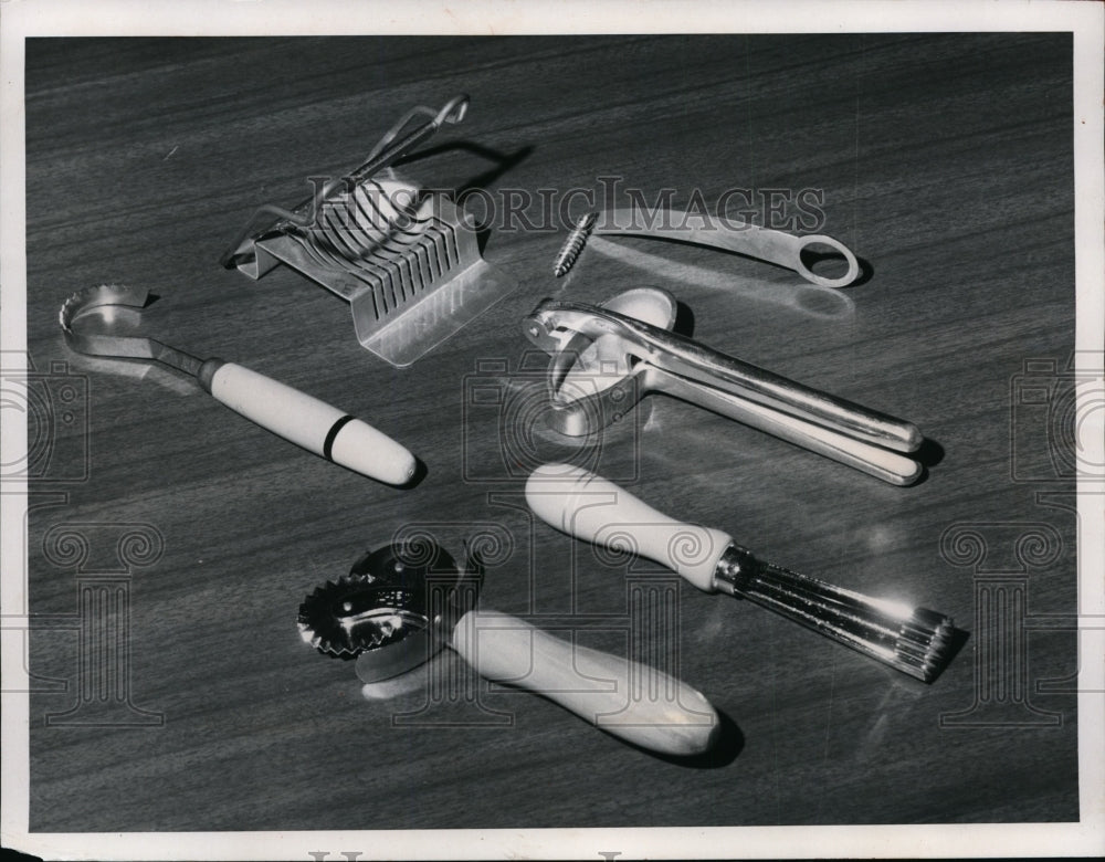 1967 Press Photo Gadgets for the kitchen do everything but wash the dishes - Historic Images