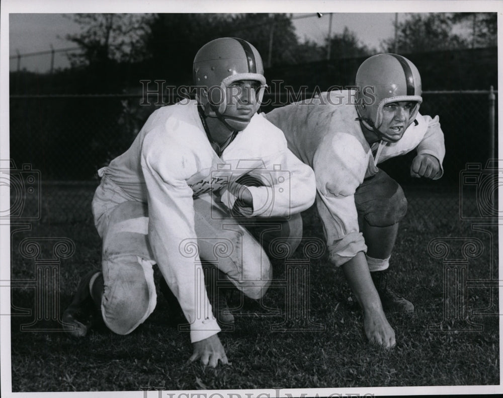 1952 Press Photo Roger Sobriski, Dennis Brooks-Garfield Heights Football - Historic Images