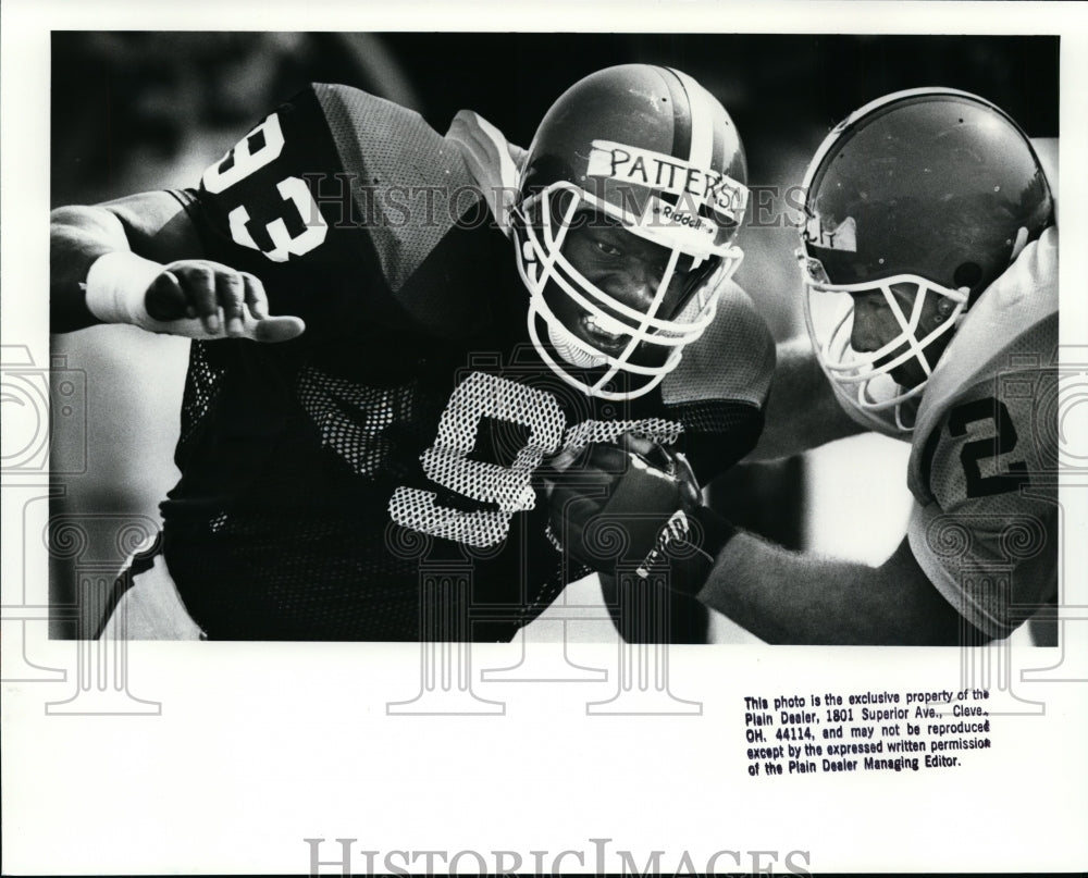 1988 Press Photo Nose tackle Reno Patterson, tackle Pat Meech-football game - Historic Images