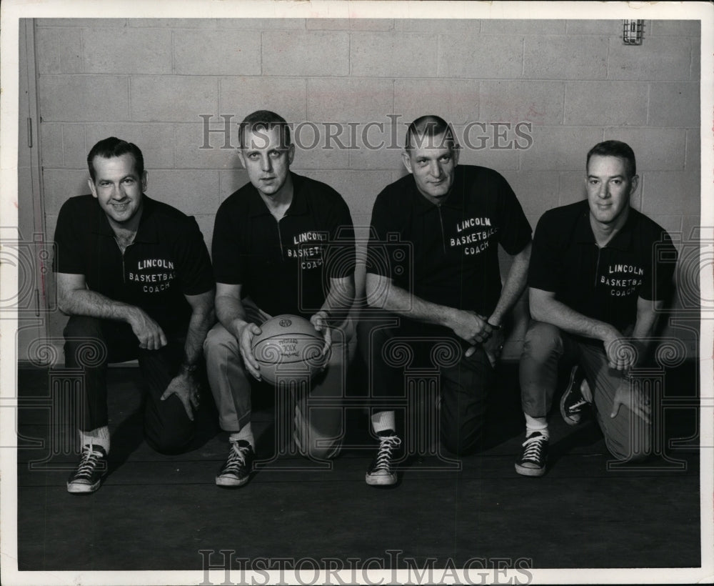 1975 Press Photo Canton Lincoln Cage Staff - cvb35267 - Historic Images