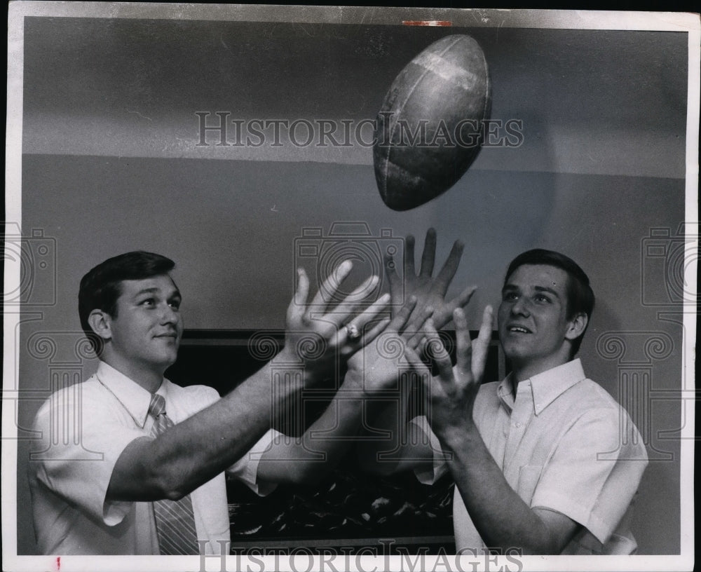 1969 Press Photo Dave and Jim Petrus, Parma Coach and Player brothers - Historic Images