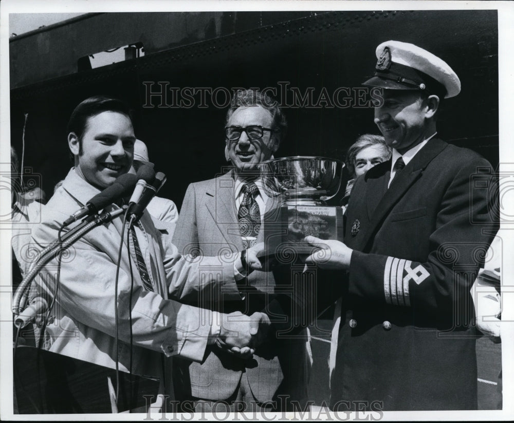 1973 Captain Zagarov presented with silver Bowl by Mayor Ralph Perk-Historic Images