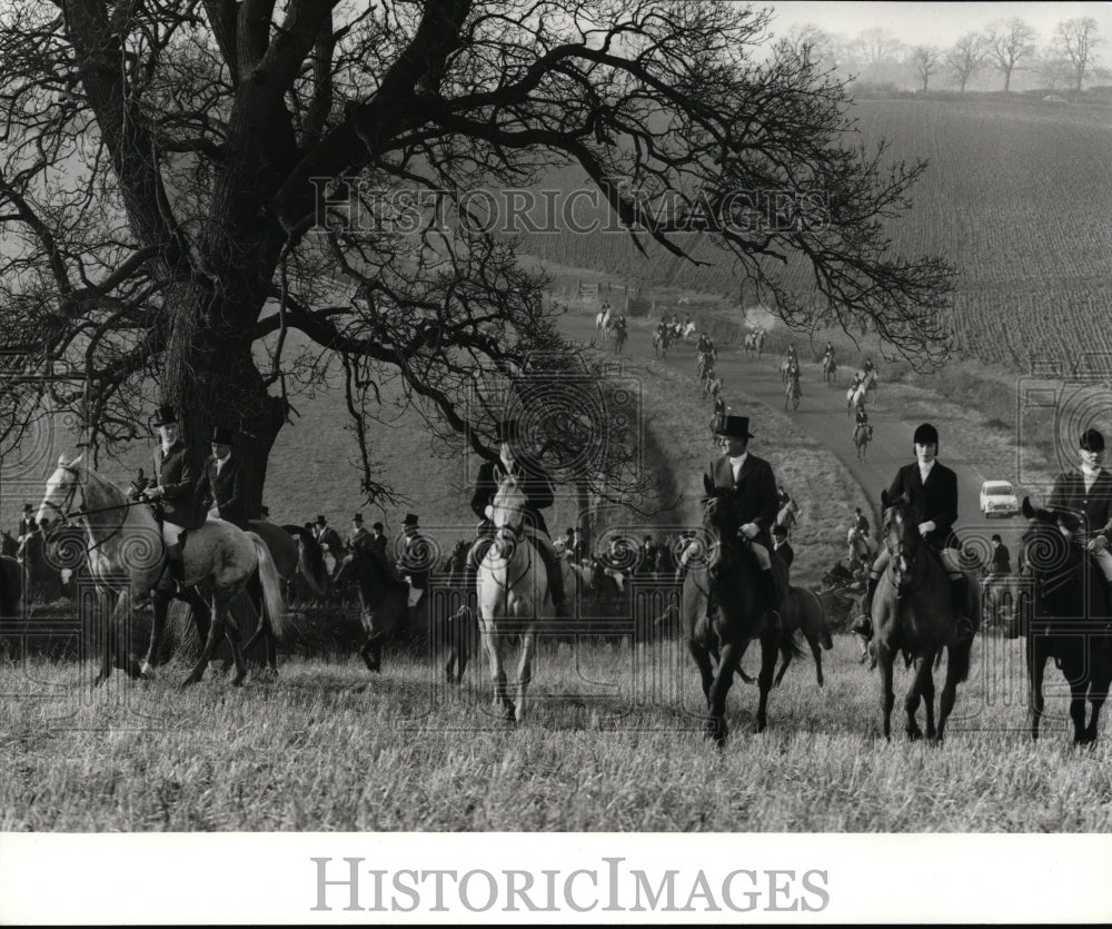 1981 Press Photo Cottemere Hunt, in Leicestershire during fox-hunting season - Historic Images