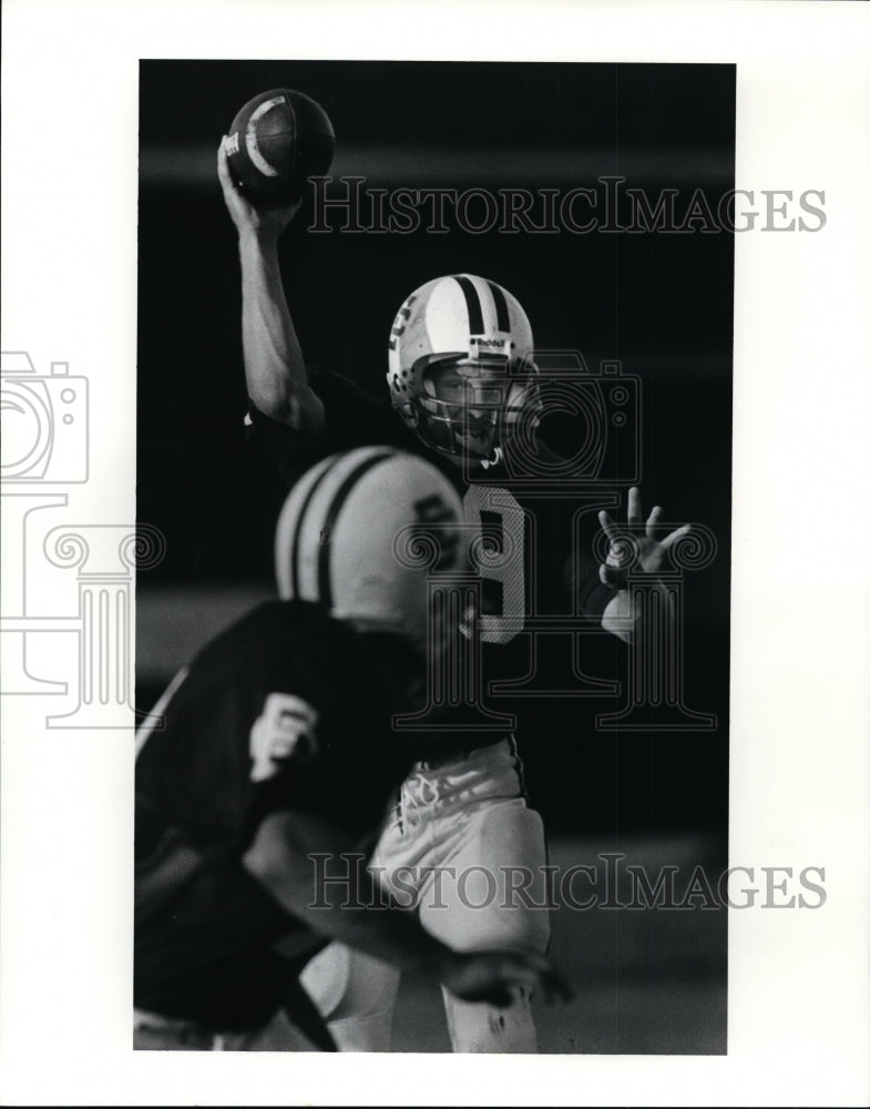 Press Photo Elyria Catholic quarterback David McCoy - cvb35918- Historic Images